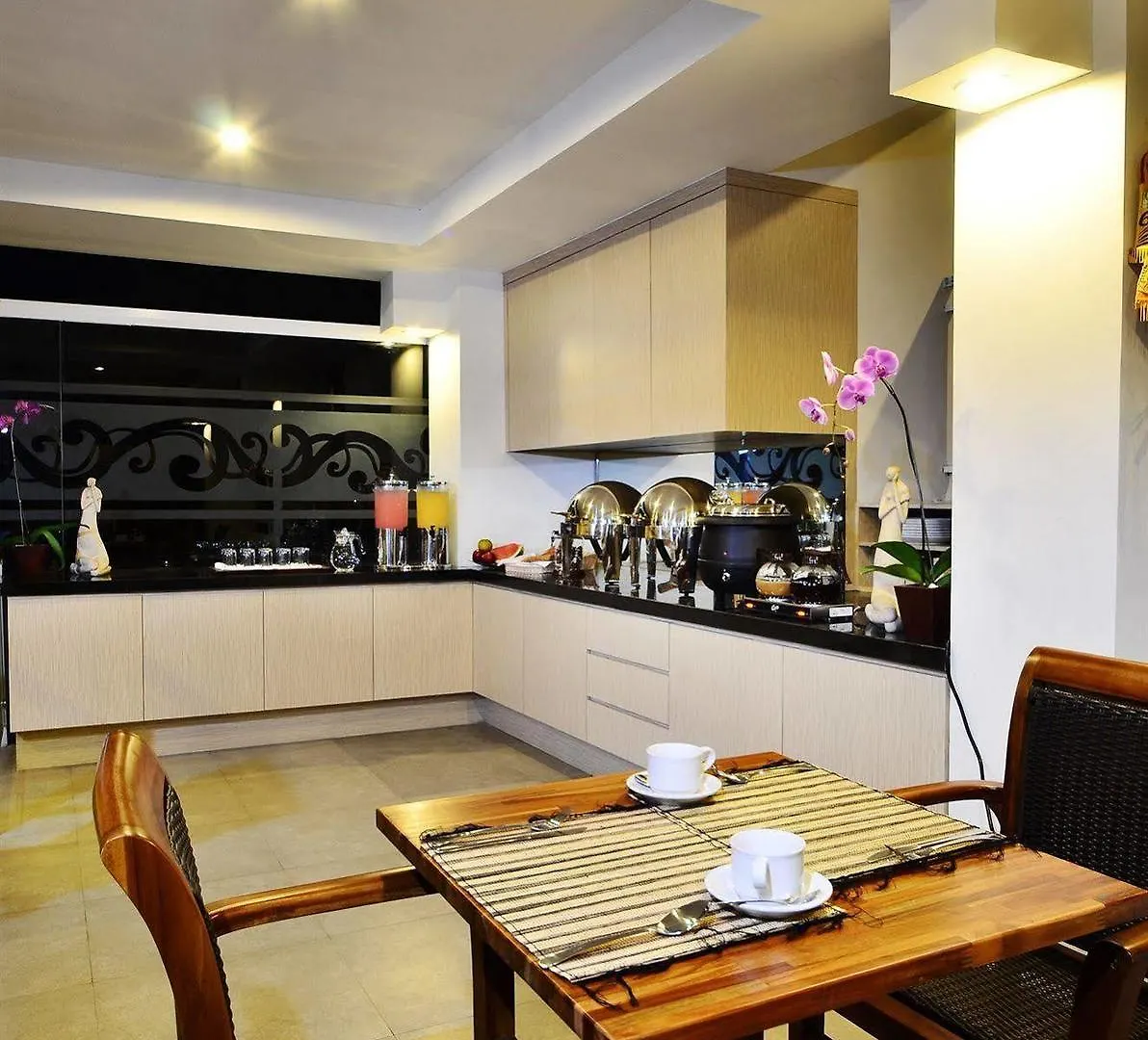 Lejlighedshotel The Legian Sunset Residence Seminyak